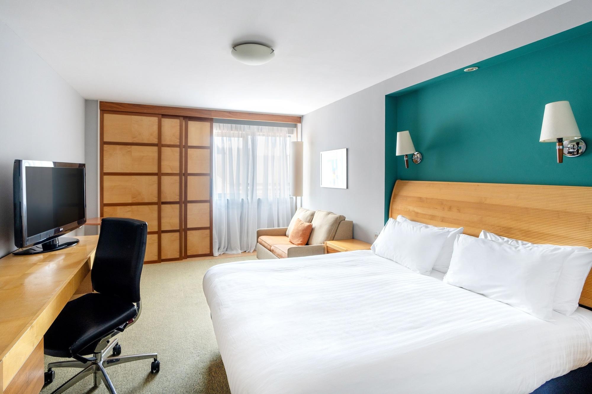 Premier Inn Sevenoaks/Maidstone Bagian luar foto