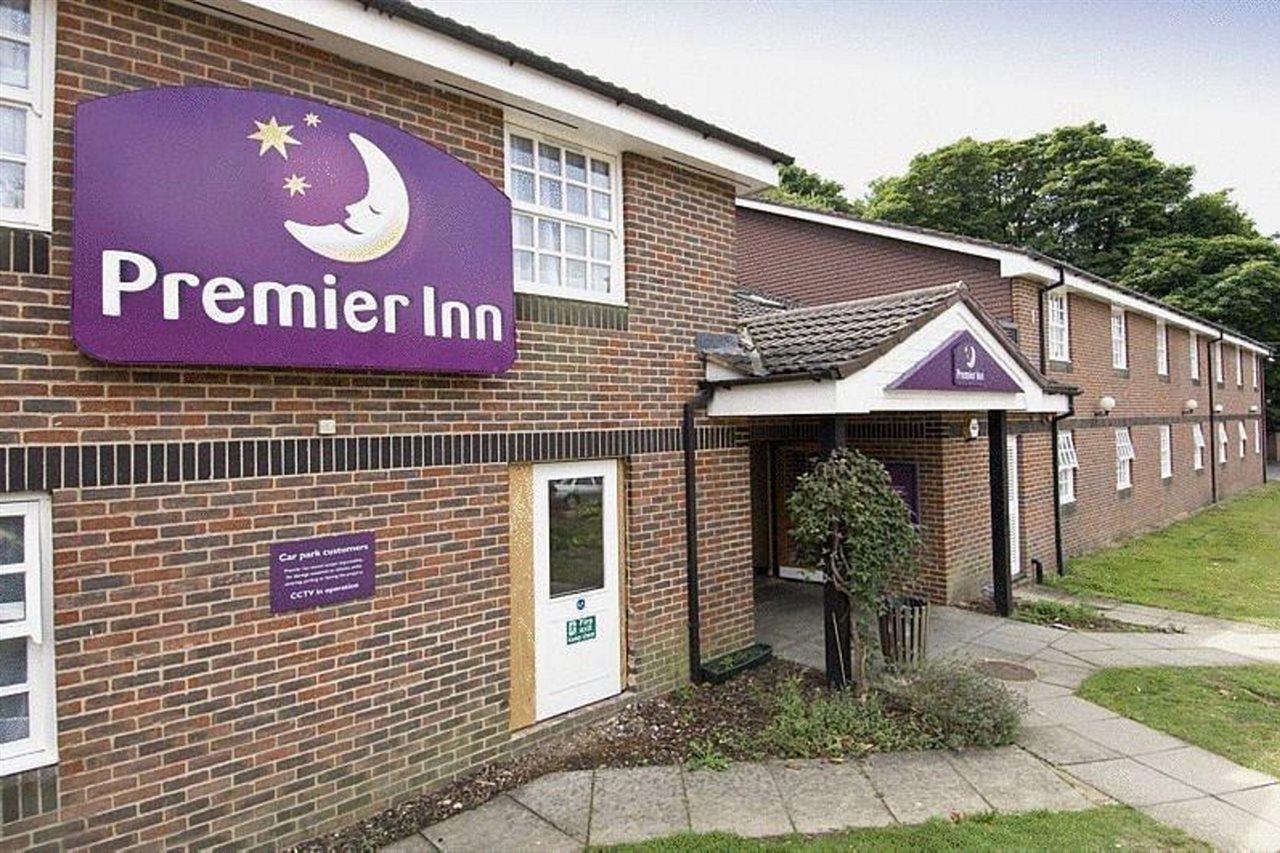 Premier Inn Sevenoaks/Maidstone Bagian luar foto