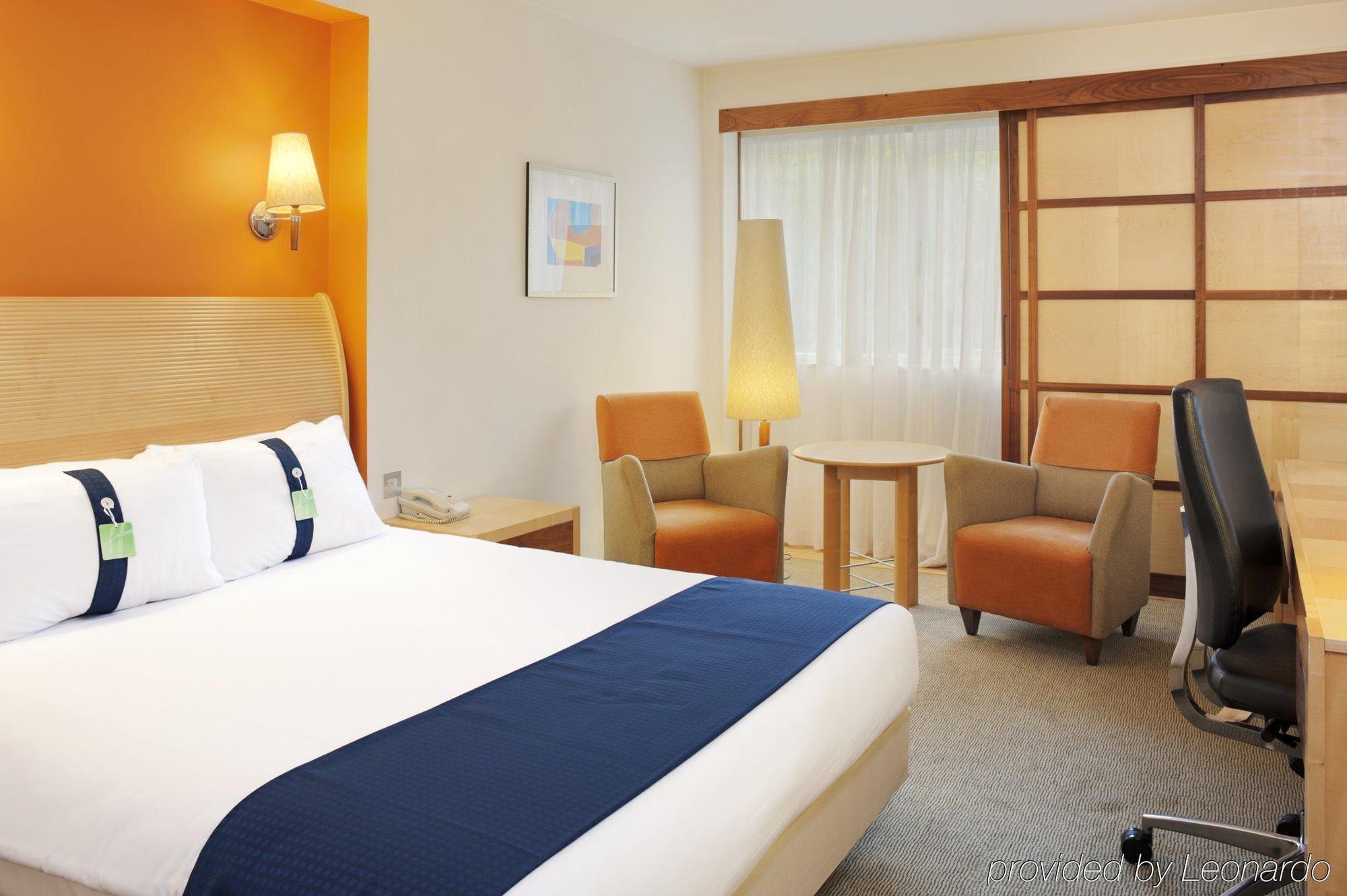 Premier Inn Sevenoaks/Maidstone Bagian luar foto